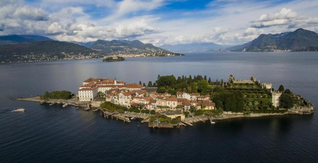Isola Bella Apartments, Suite Стреза Екстер'єр фото